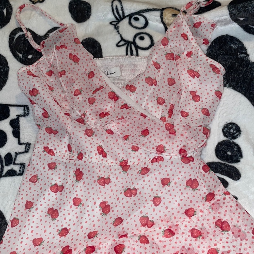 Strawberry dress romper type from never worn so cute